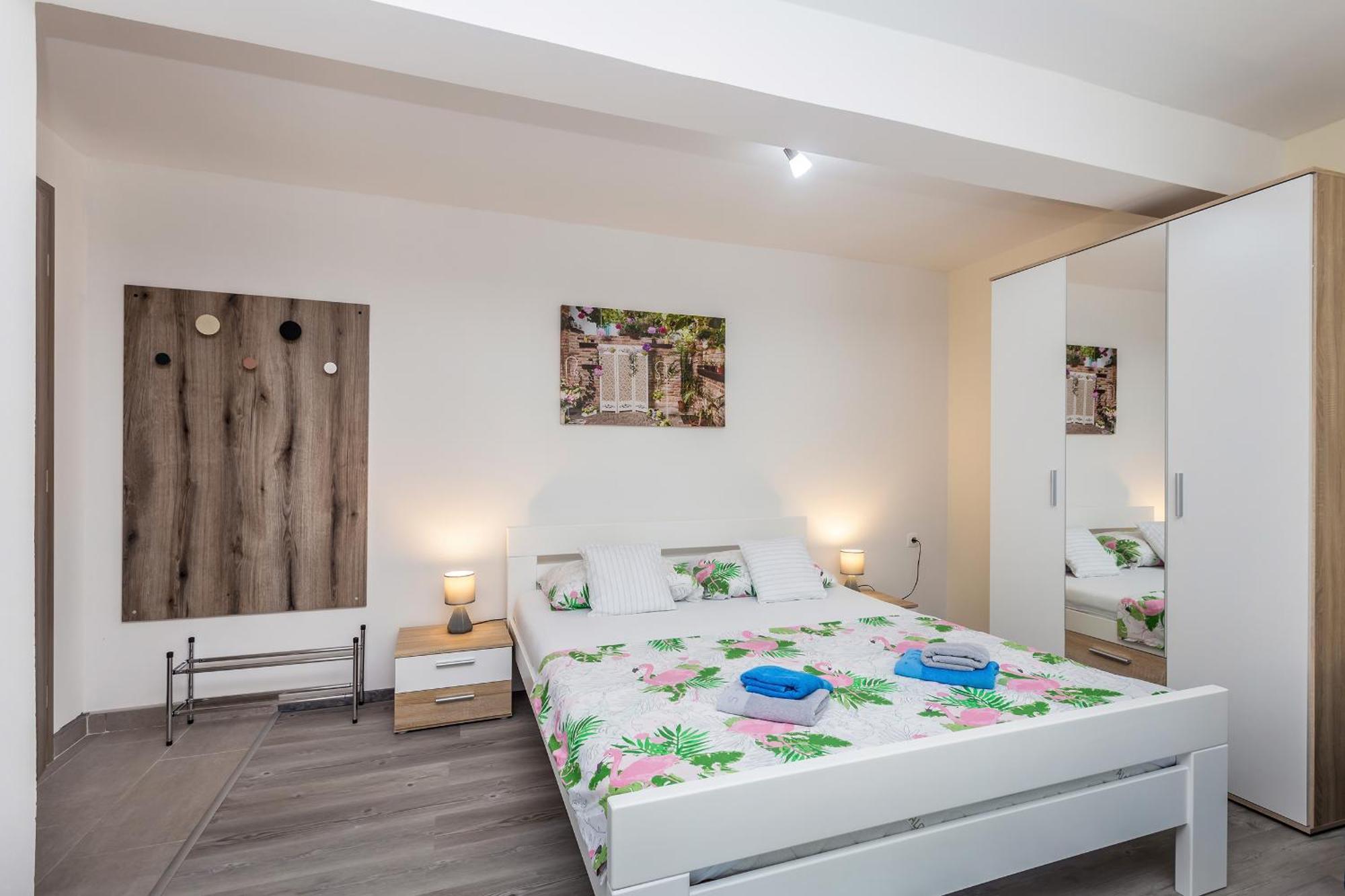 Apartmani Tena Njivice Eksteriør billede
