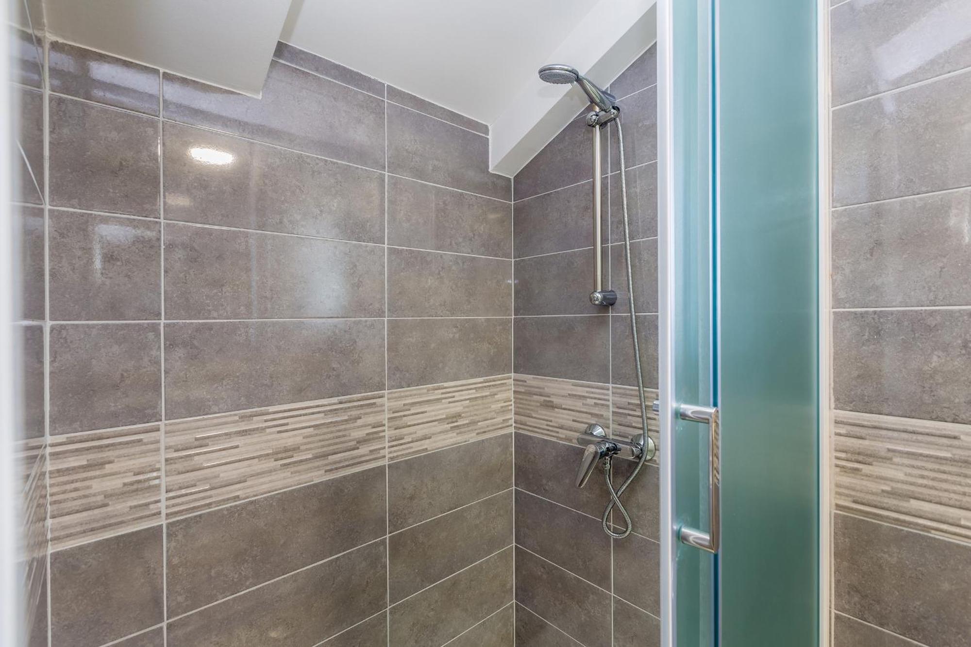 Apartmani Tena Njivice Eksteriør billede