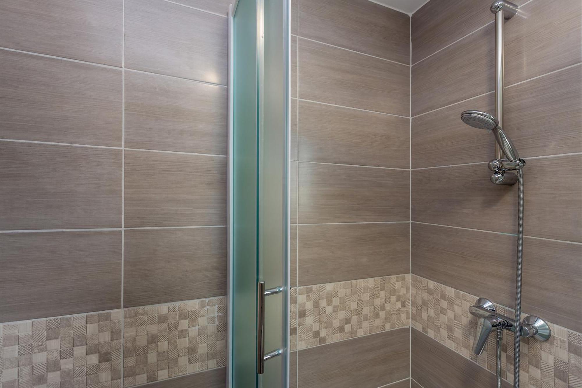Apartmani Tena Njivice Eksteriør billede