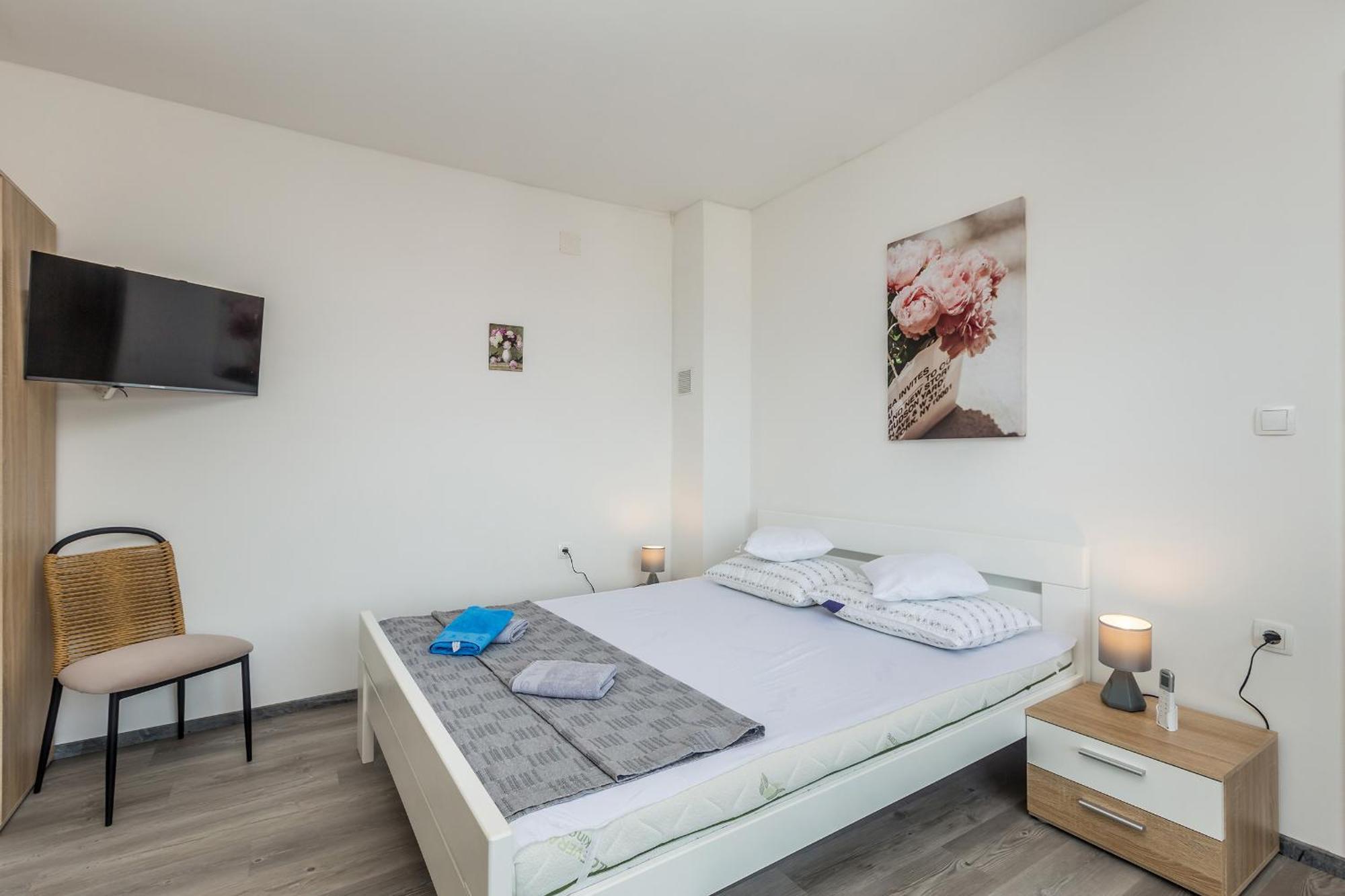 Apartmani Tena Njivice Eksteriør billede